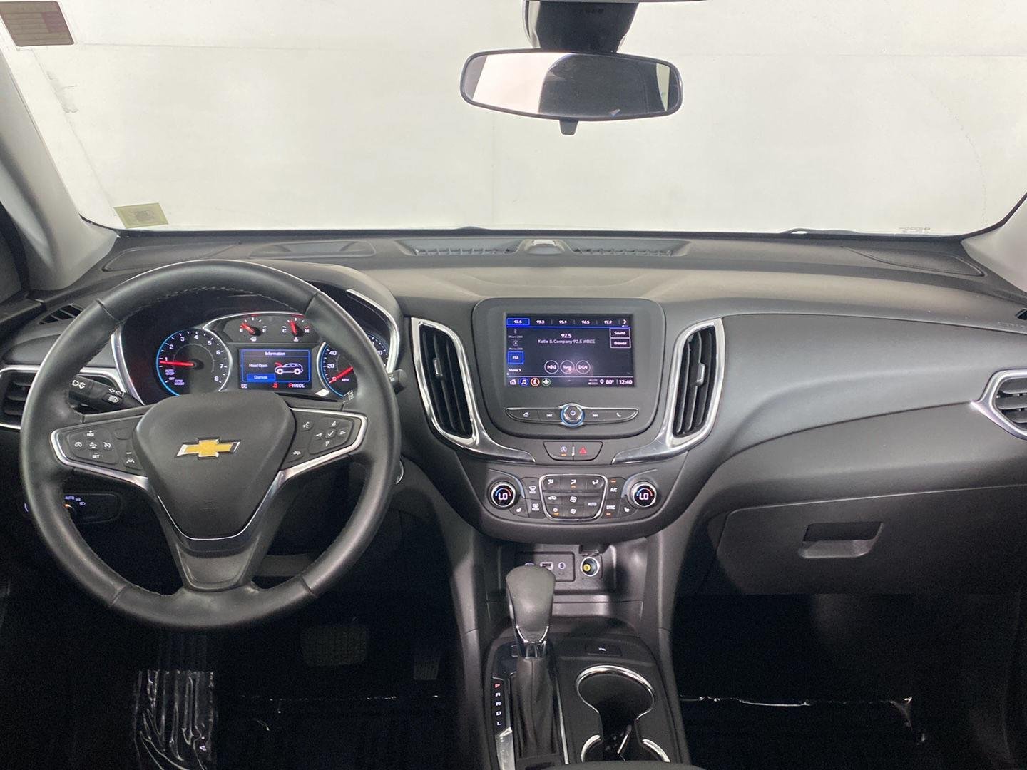 Used 2024 Summit White Chevrolet LT image 13