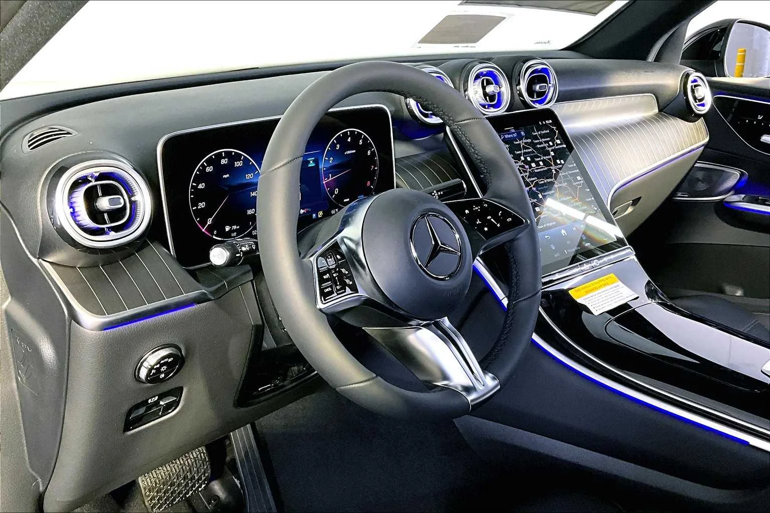 Certified Used 2026 Black Mercedes-Benz GLC 300 image 9