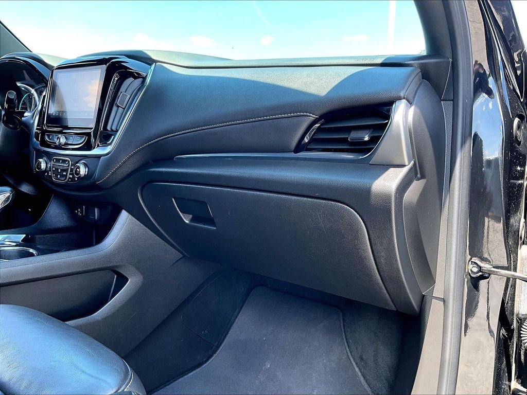 Used 2023 Black Chevrolet LT Leather image 13