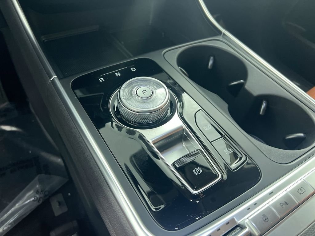 New 2026 Aurora Black Pearl Kia SX Prestige image 24