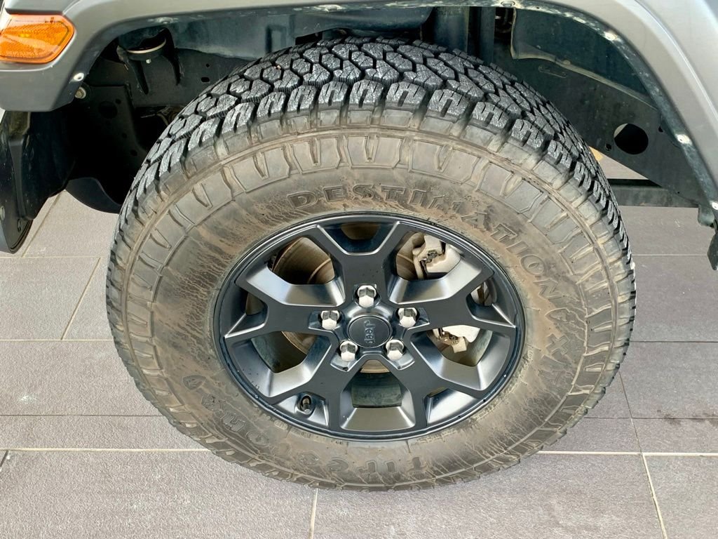Used 2022 Black Jeep Unlimited Willys image 9