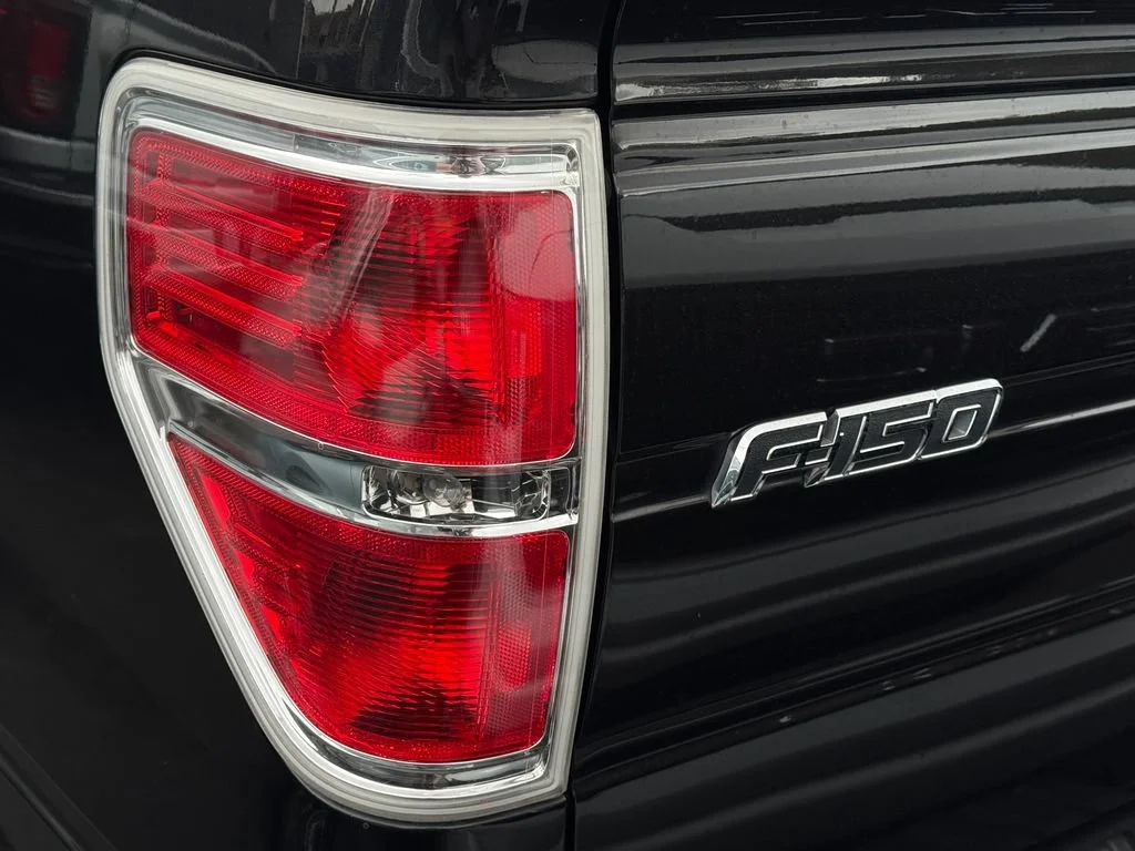 Used 2014  Ford XL image 5