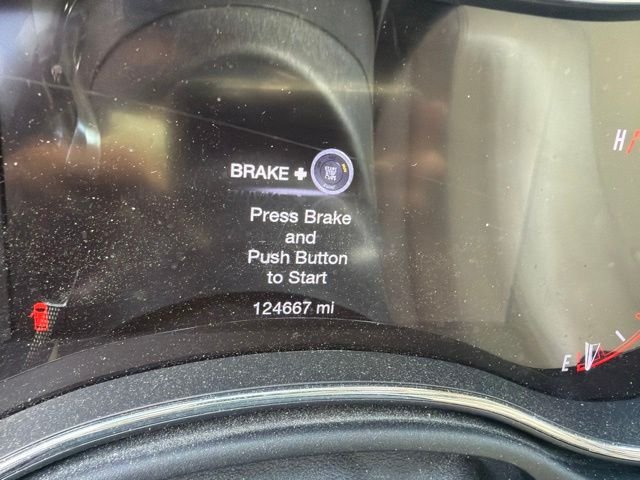 Used 2017 Gray Dodge SXT image 5