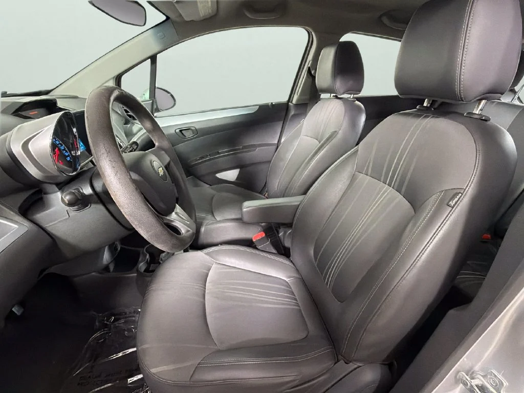 Used 2015 SILVER ICE Chevrolet LT image 18