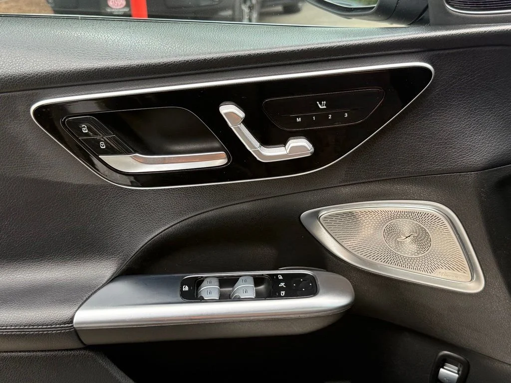 Used 2022 Gray Mercedes-Benz C 300 image 19