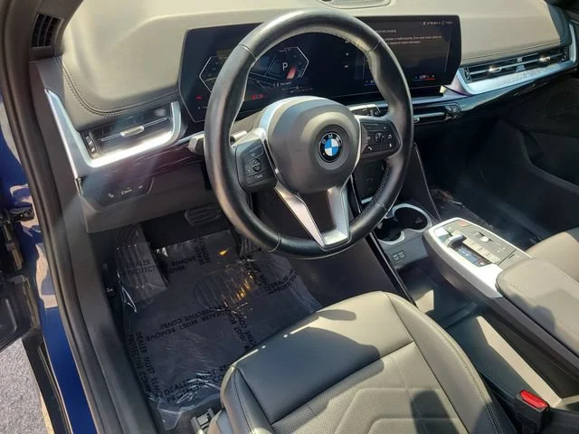 Used 2023 Blue BMW xDrive28i image 20