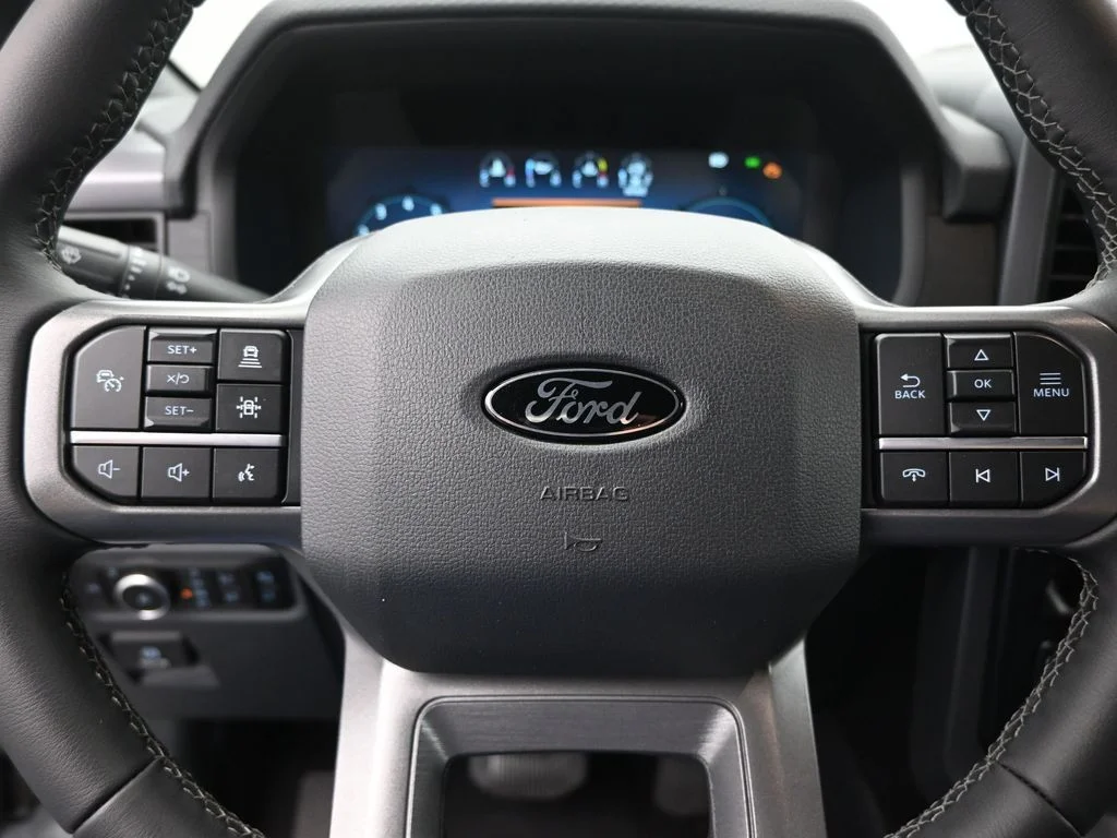 New 2026 Oxford White Ford XLT image 11