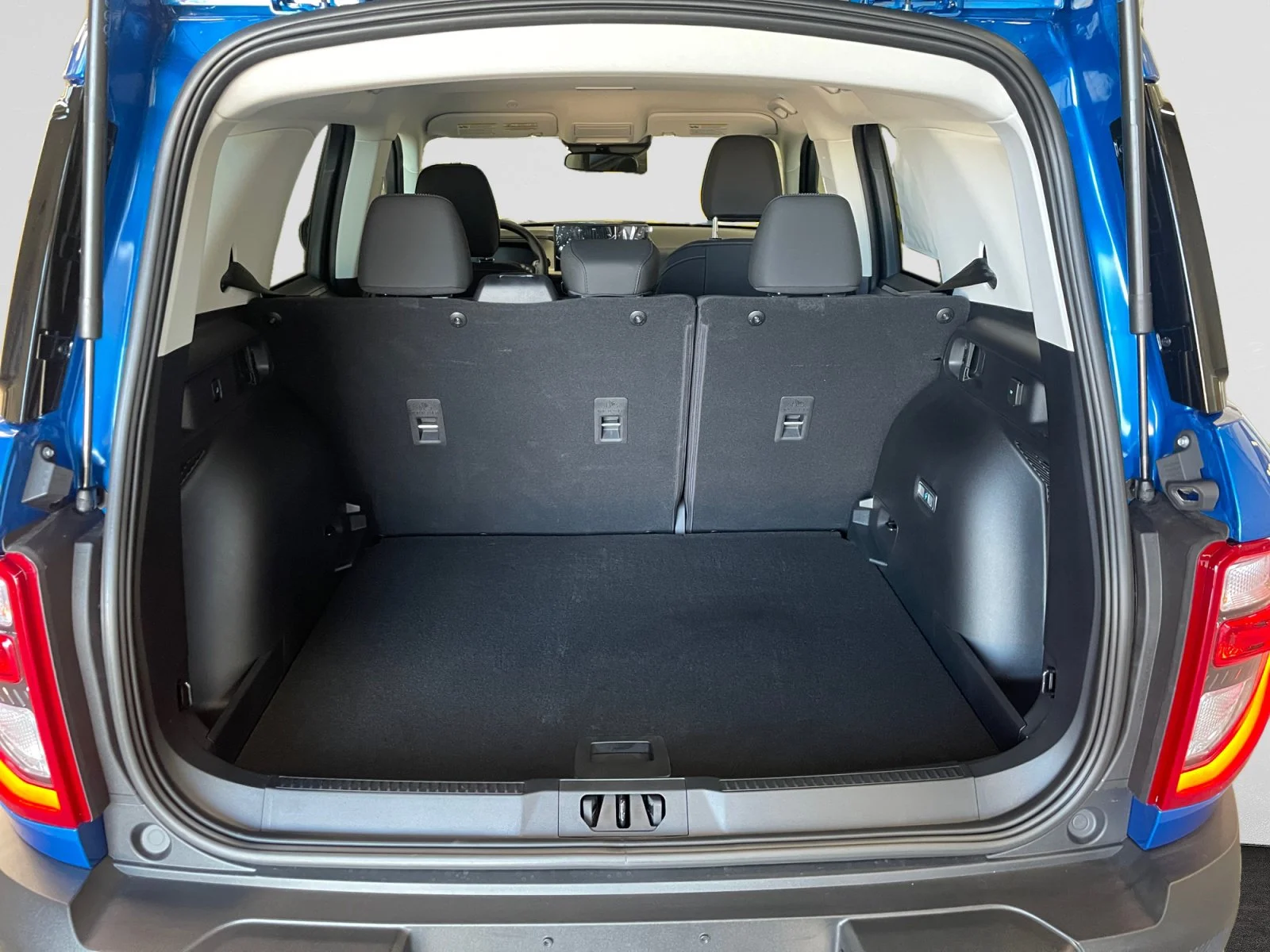 New 2026 Velocity Blue Metallic Ford Big Bend image 10