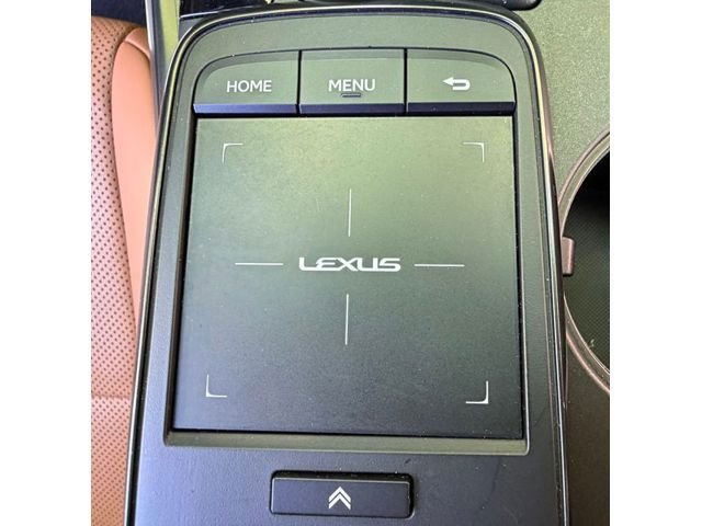 New 2024 ULTRA WHITE Lexus IS 350 F SPORT Design image 28