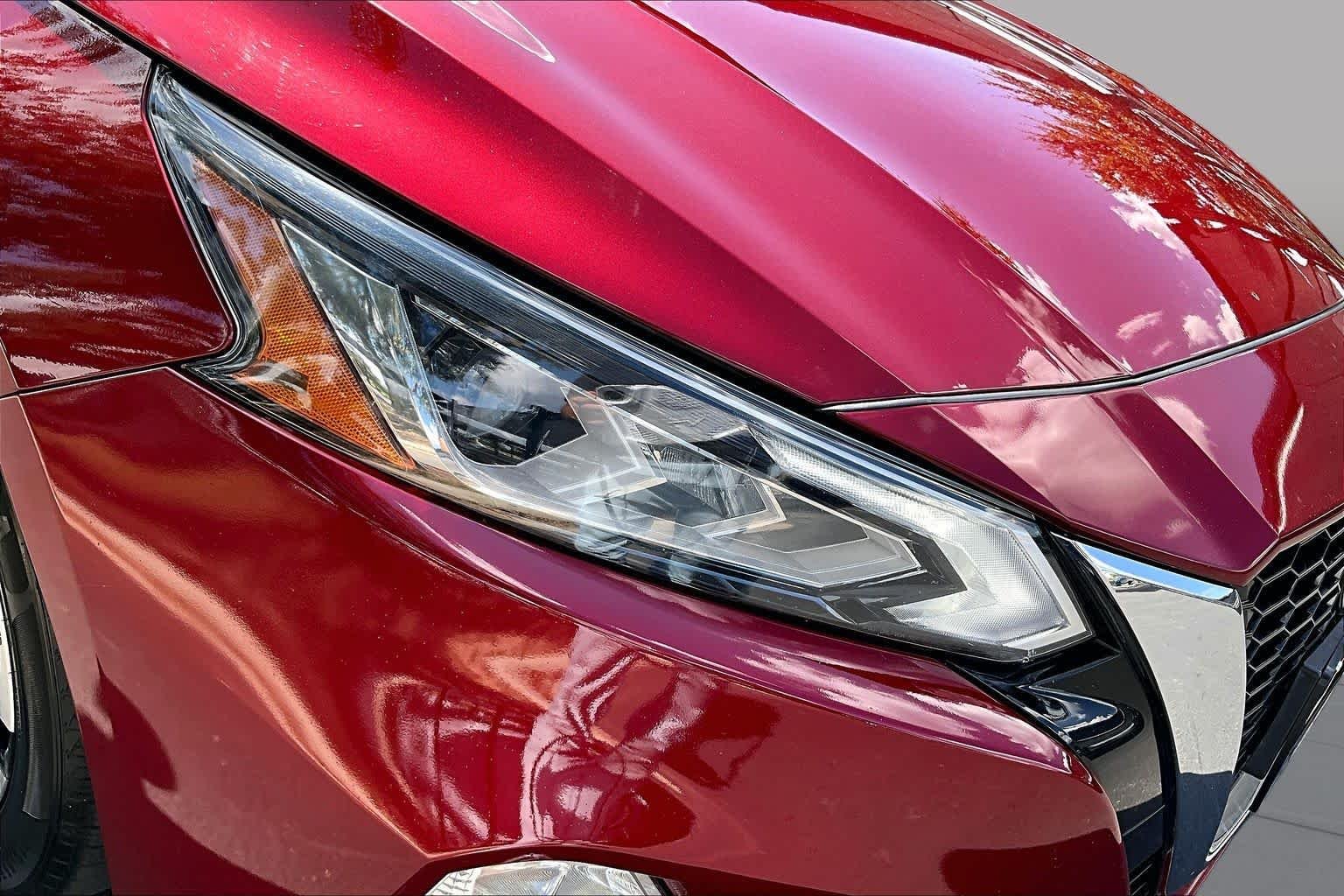 Used 2022 Scarlet Ember Tintcoat Nissan 2.5 SV image 55