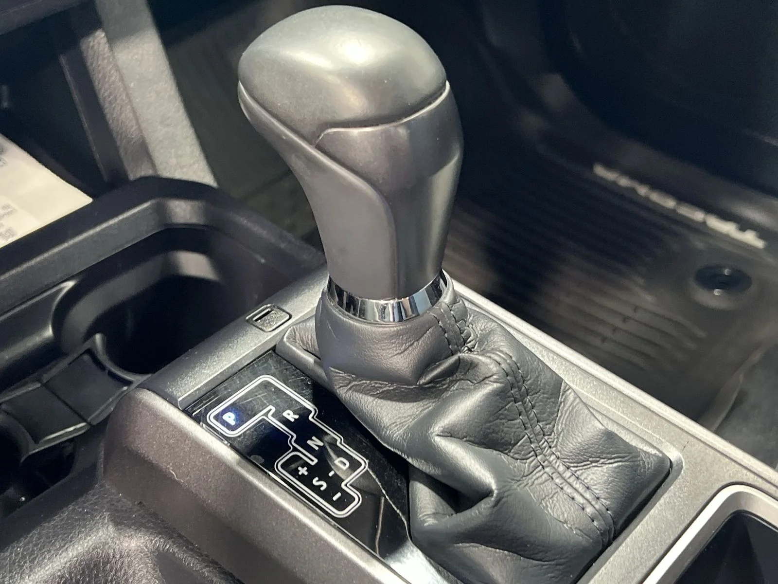2021 Toyota Tacoma TRD Sport - Photo 18