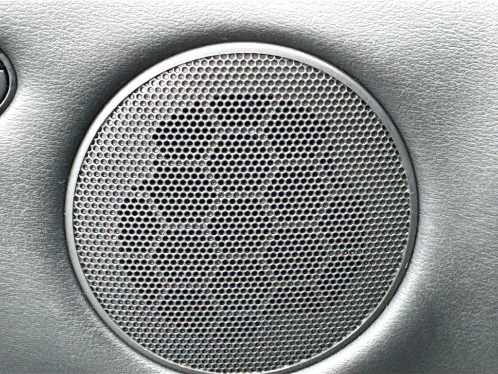 Certified Used 2023 Black INFINITI LUXE image 19