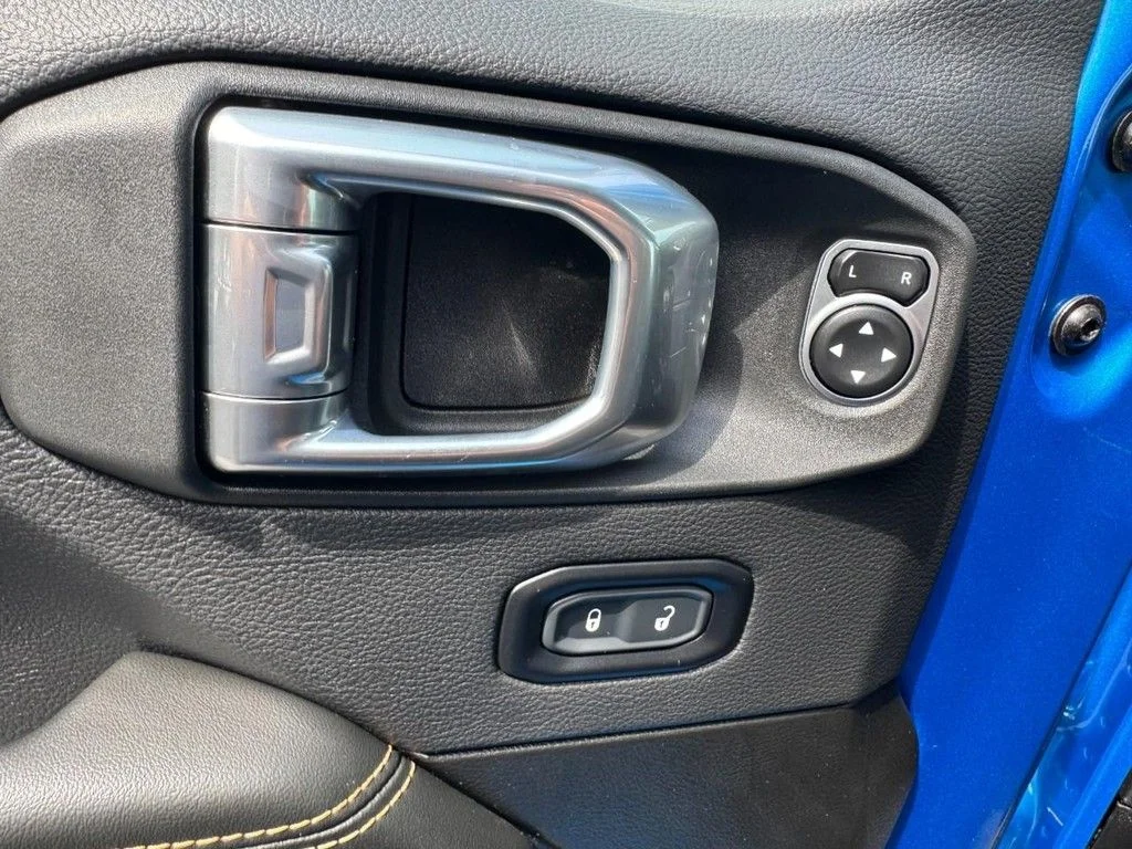 Used 2024 Blue Jeep Sahara image 15
