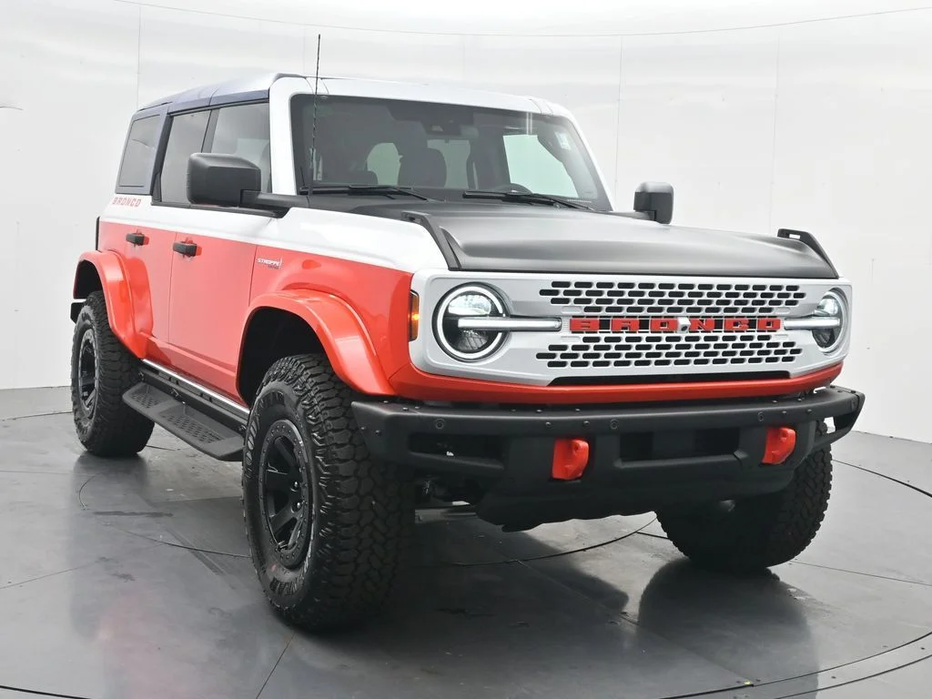 New 2026 Oxford White Ford Stroppe Edition image 4