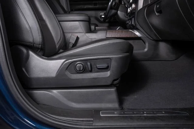 Used 2023 Pacific Blue Metallic GMC Denali image 50