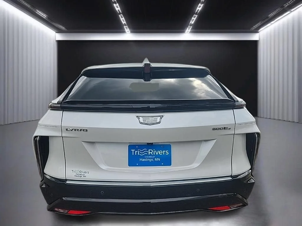 Used 2024 White Cadillac Tech image 3