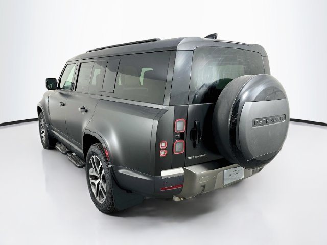 New 2026 Santorini Black Land Rover S image 7