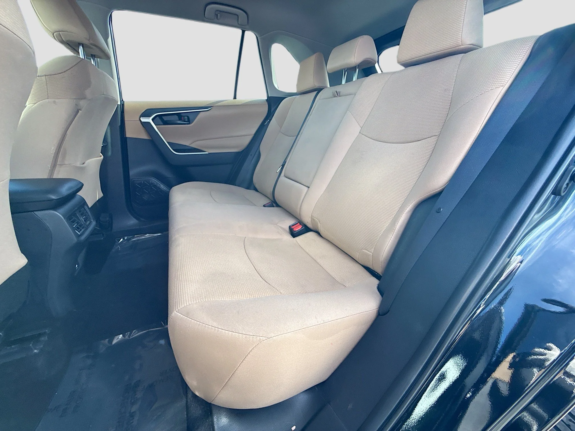 Used 2025 Midnight Black Metallic Toyota LE image 20