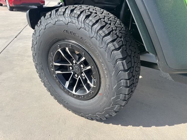 2025 Jeep Wrangler 4-Door Willys - Photo 9