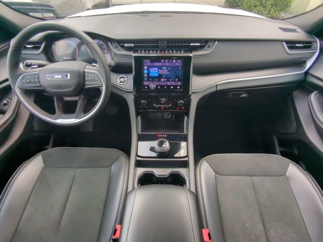 Certified Used 2025 White Jeep Altitude X image 18