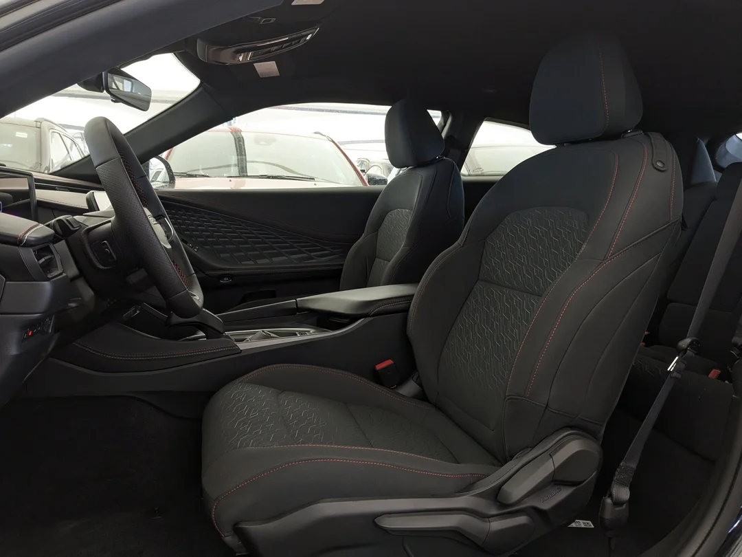 New 2026 Black Dodge R/T - - AWD - Blacktop Pack - Hurricane Turbo - 20 Black Wheels & More! image 14