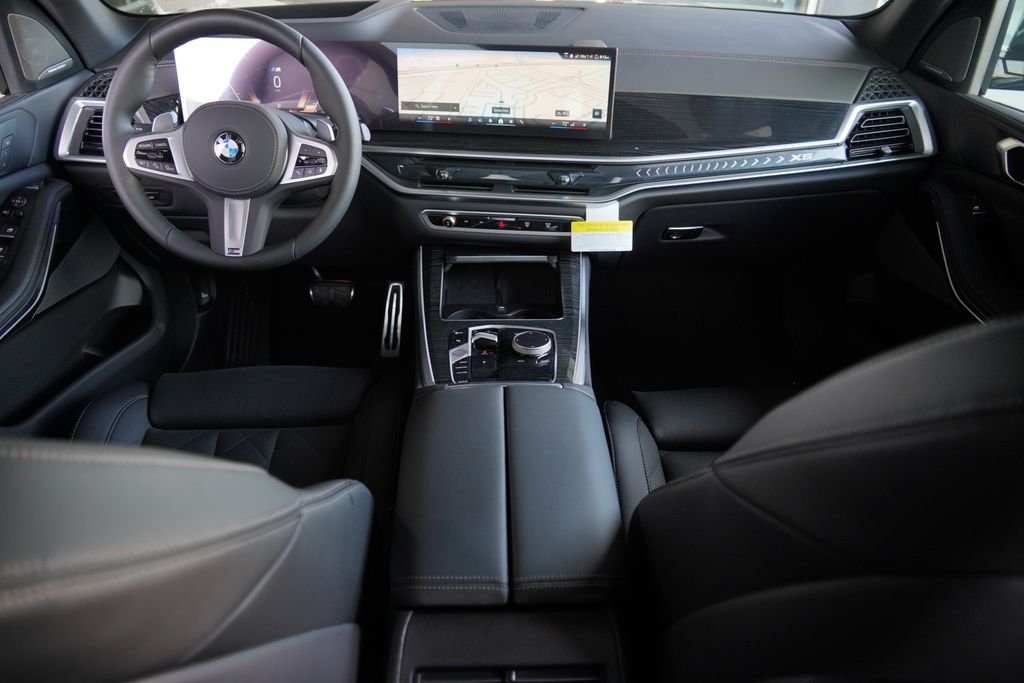 New 2026 Black Sapphire Metallic BMW sDrive40i image 12