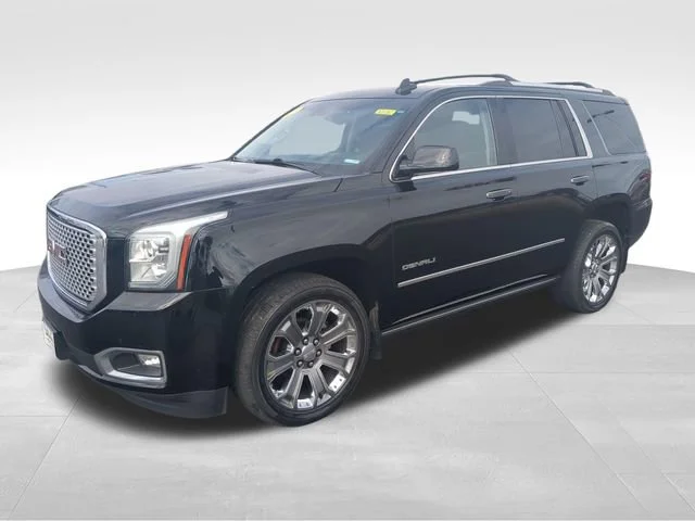 2015 GMC Yukon 4WD Denali's photo