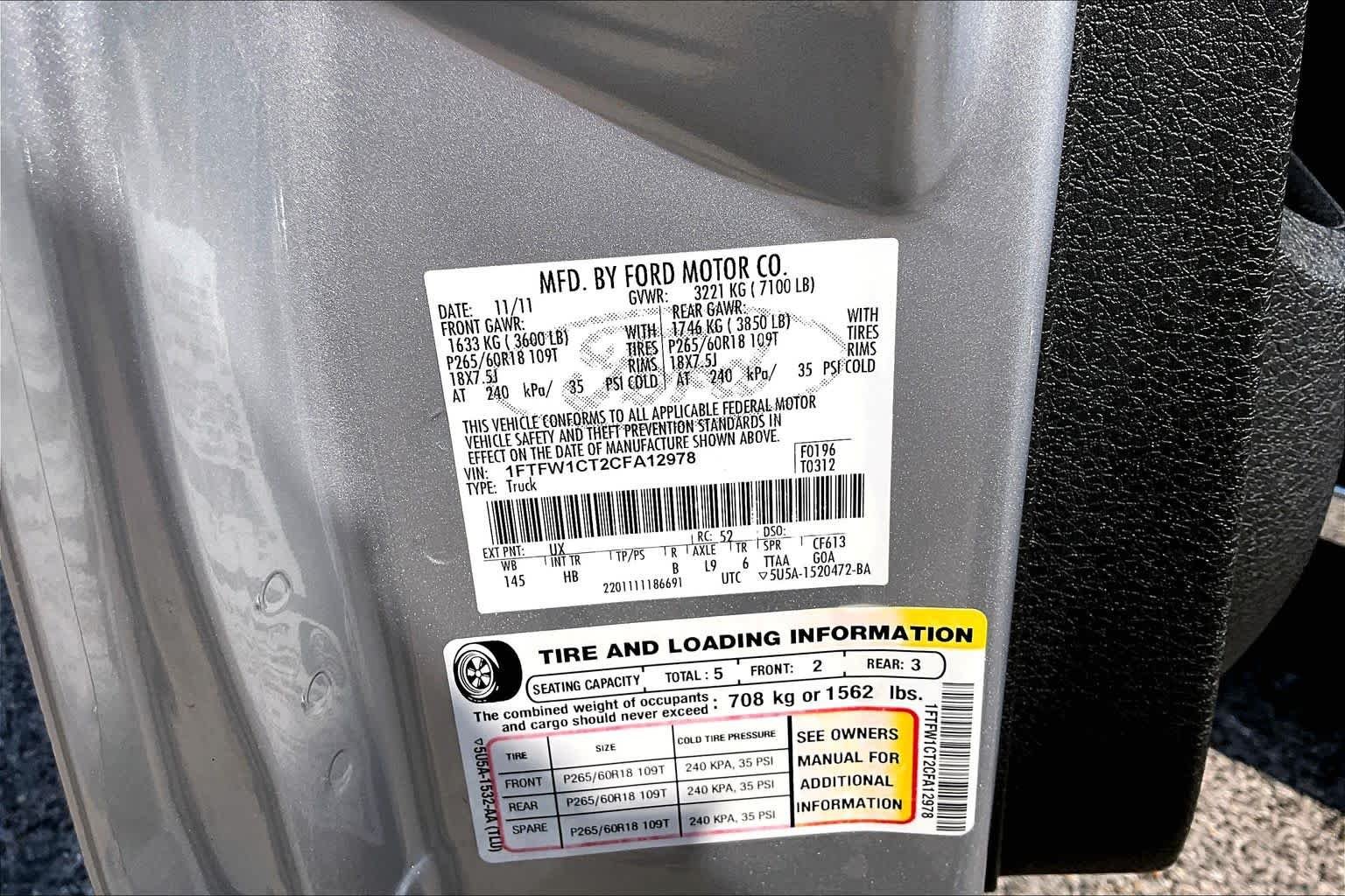 Used 2012 Ingot Silver Metallic Ford Lariat image 33