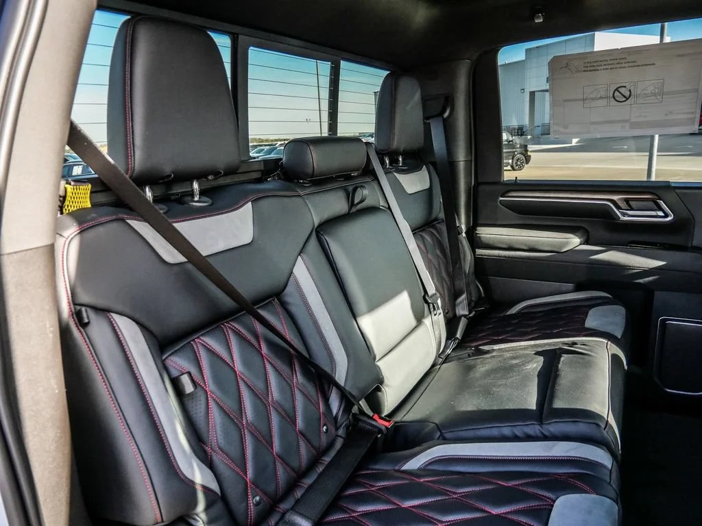 2026 Chevrolet Silverado 3500 HD High Country - Photo 29