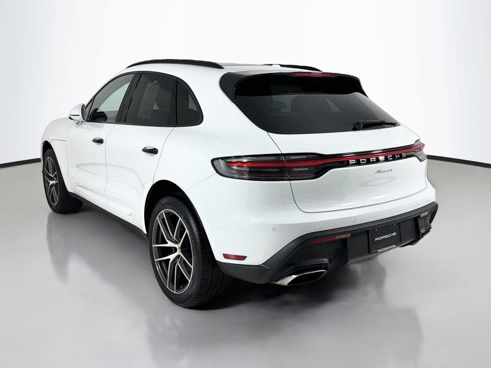 Used 2023 White Porsche  image 3