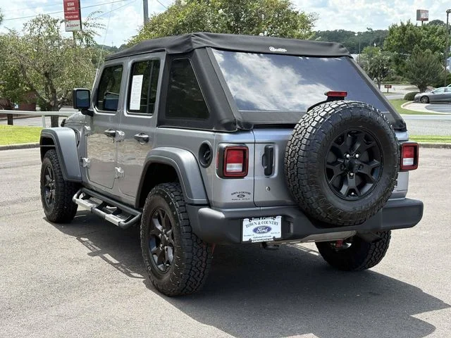 Used 2020 Billet Silver Clearcoat Metallic Jeep Unlimited Sport image 6