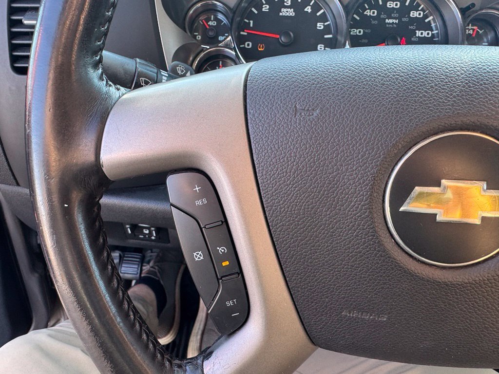 Used 2013 Gray Chevrolet LT image 18