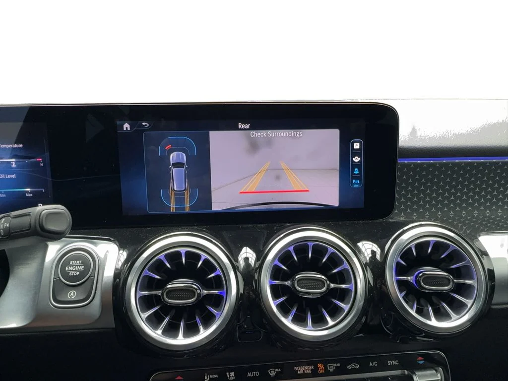 Used 2025 Black Mercedes-Benz GLB 250 image 48