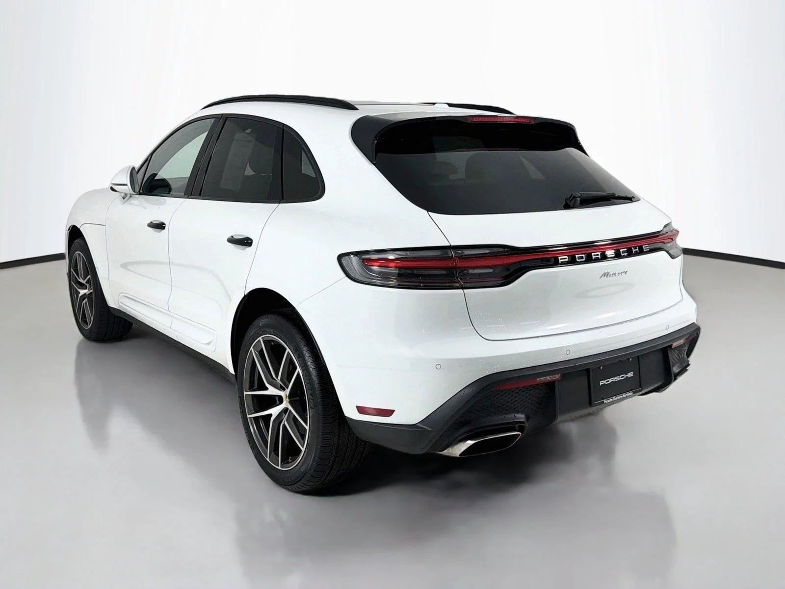 Used 2023 White Porsche  image 3
