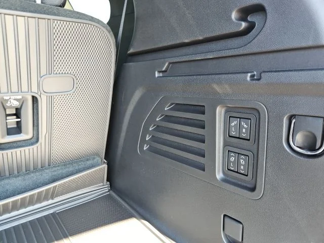 2026 Buick Enclave Sport Touring - Photo 9