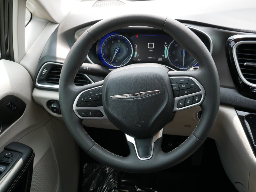 Certified Used 2024 Black Chrysler Touring L image 17