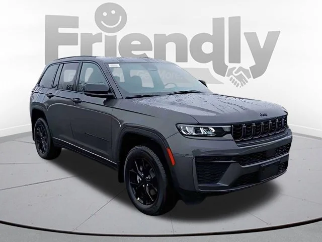 New 2026 Baltic Gray Metallic Clear-Coat Exterior Paint Jeep Altitude image 7