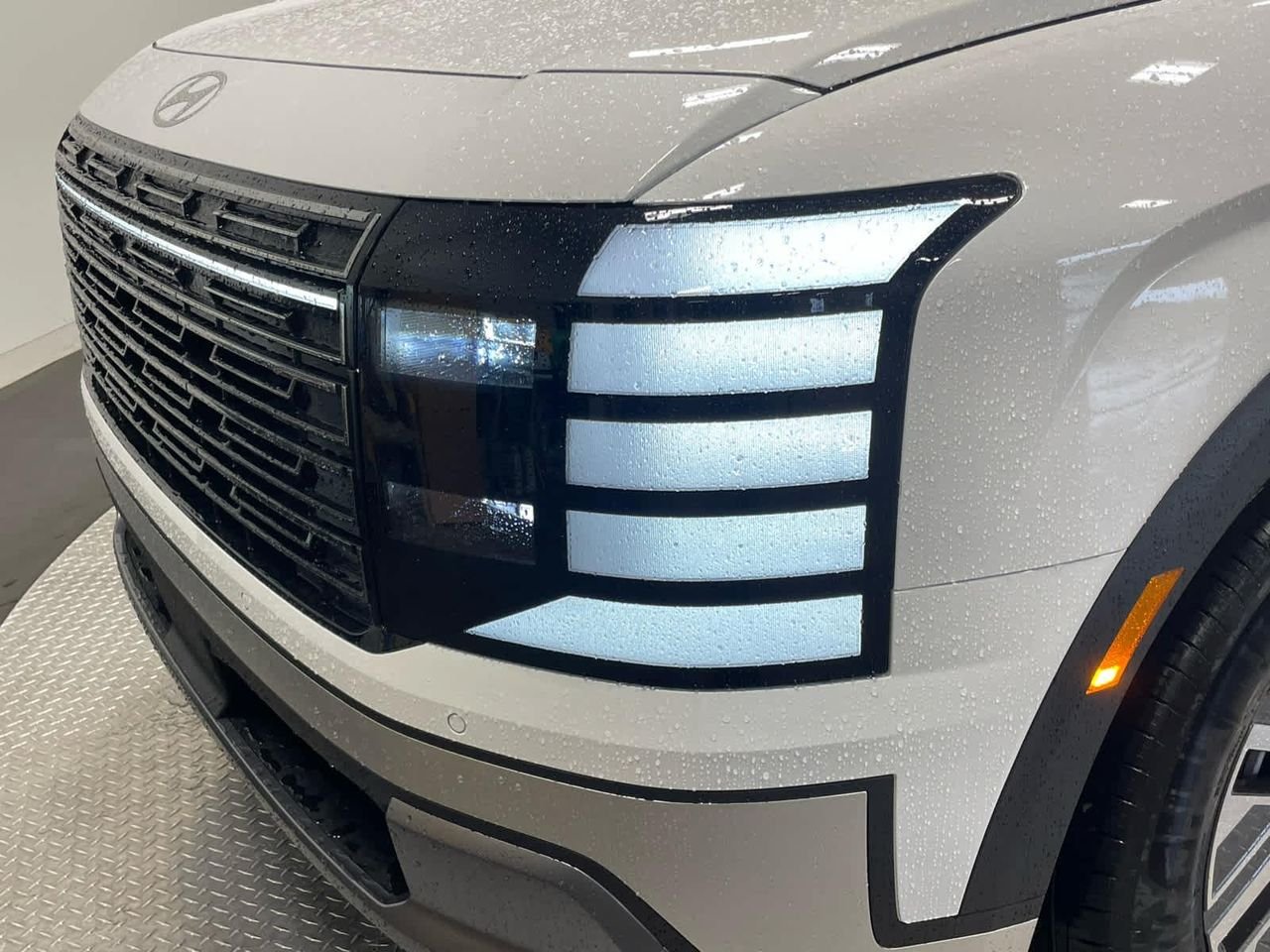 New 2026 Creamy White Pearl Hyundai SEL 7P image 15