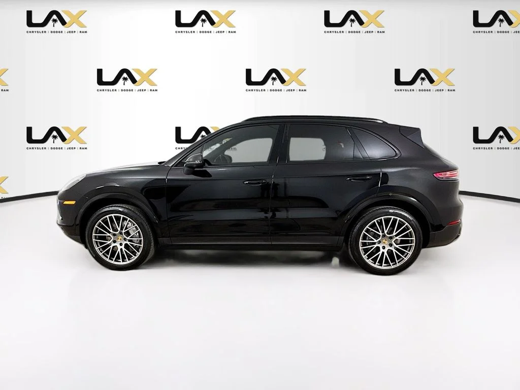 Used 2022 Black Porsche Platinum Edition image 4