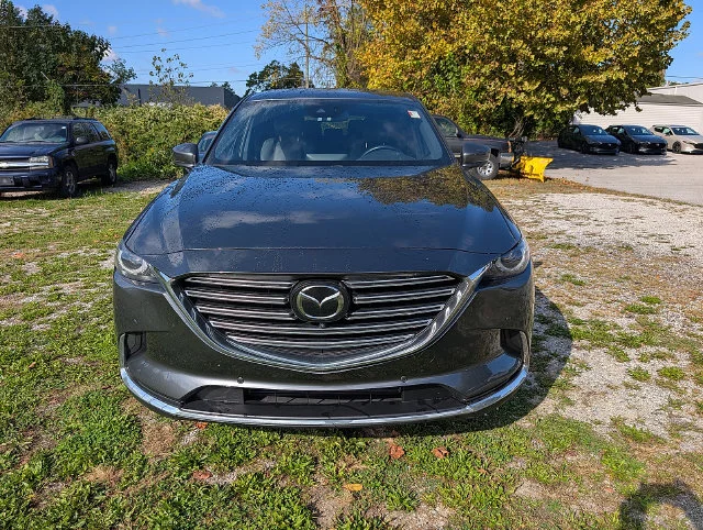 Used 2023 Gray Mazda Grand Touring image 3