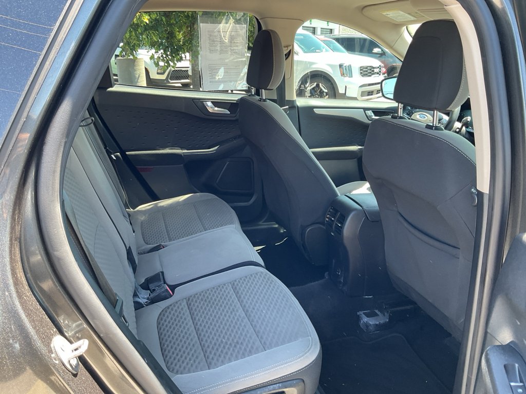 Used 2020 Magnetic Metallic Ford SE image 13