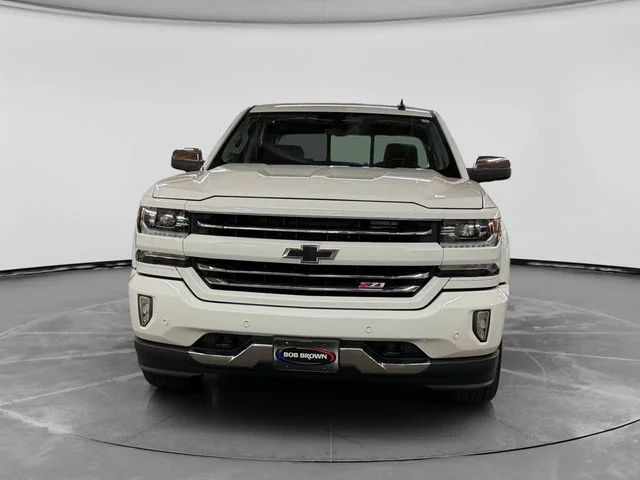 Used 2018 White Chevrolet LTZ image 8
