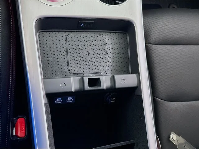 New 2026 White Genesis 2.5T Select image 20