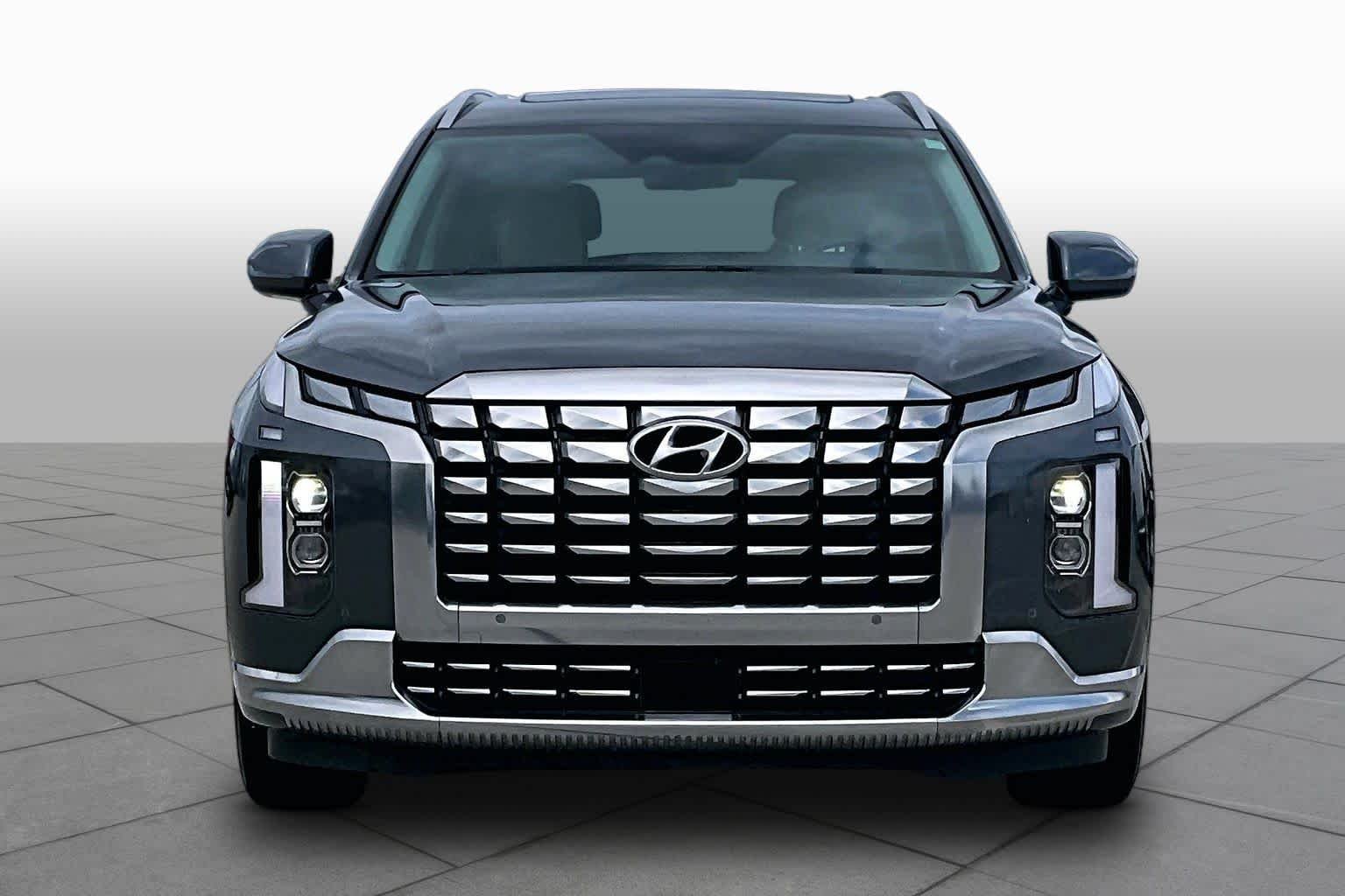 Used 2024 Steel Graphite Hyundai Calligraphy image 4