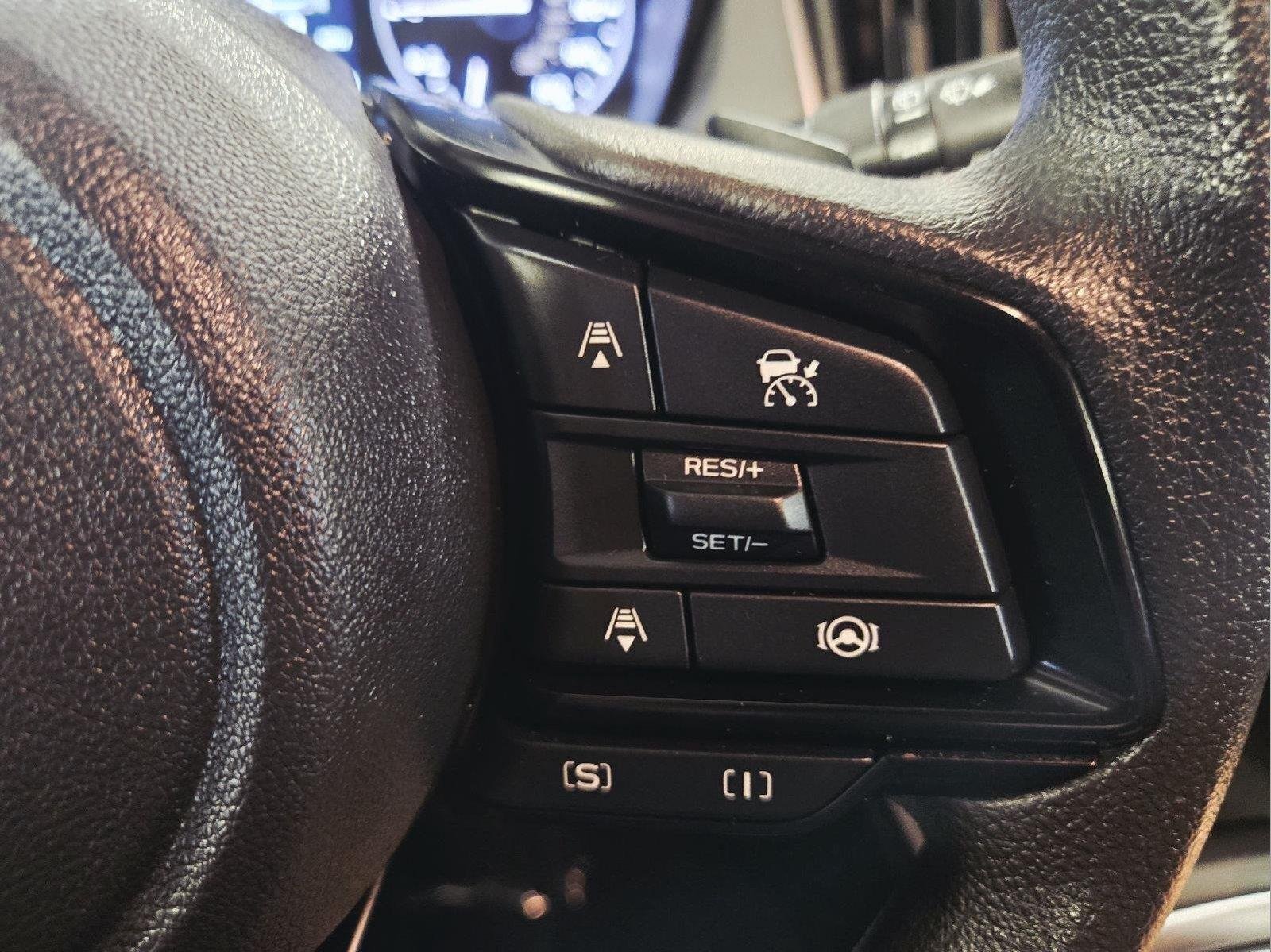 Used 2025 Crystal Black Silica Subaru Premium image 27