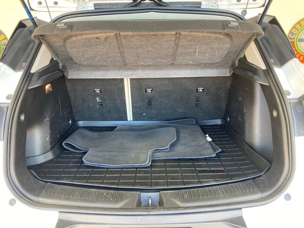 Used 2021 White Buick Preferred image 22