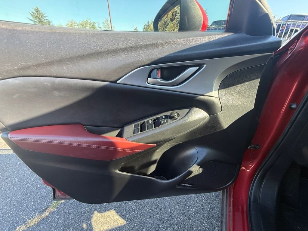 Used 2017 Soul Red Metallic Mazda Touring image 12