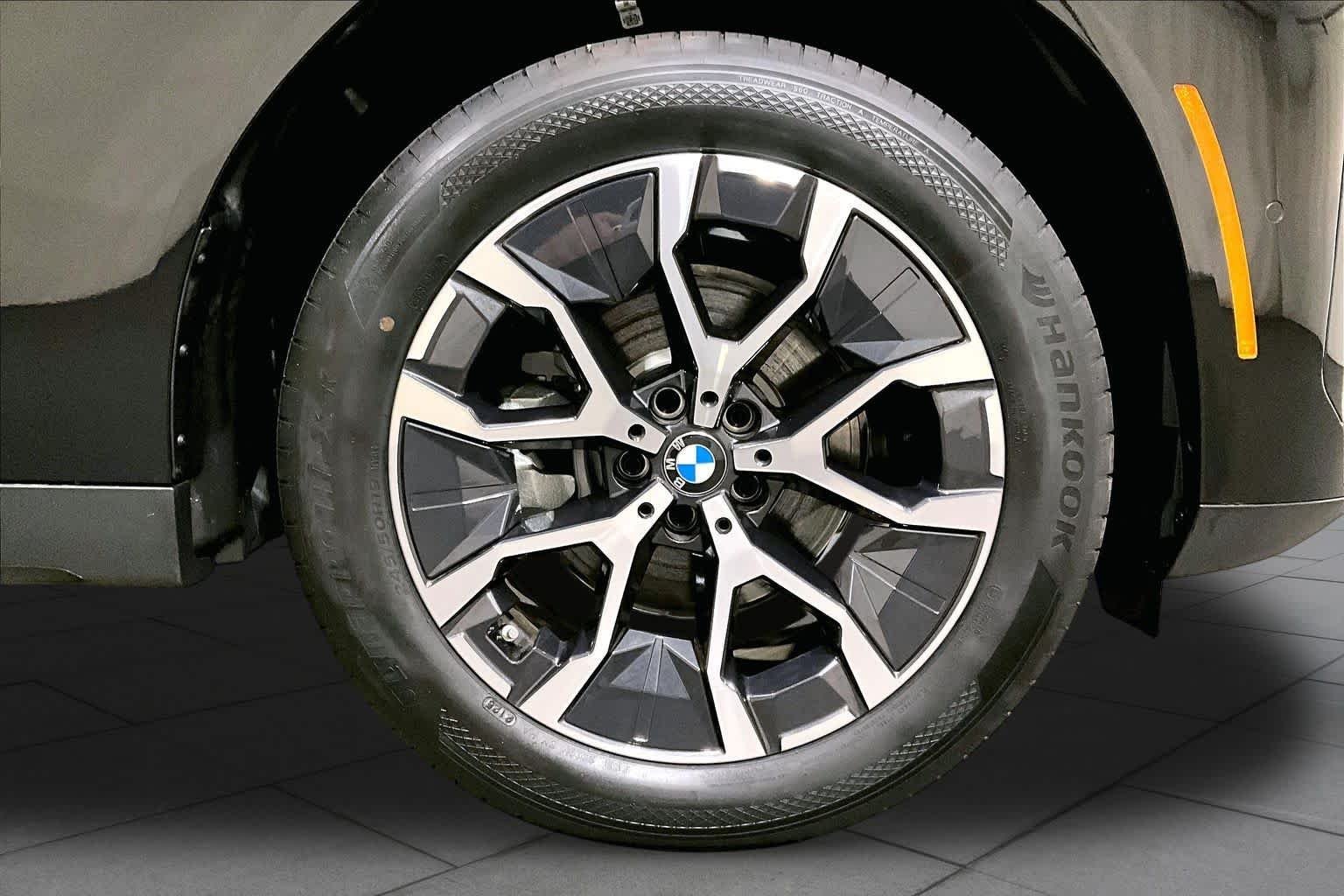 2026 BMW X3 30 - Photo 15