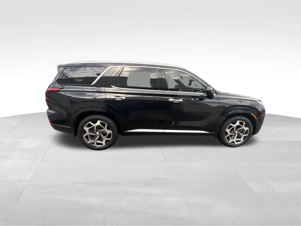 Used 2021 Black Hyundai Calligraphy image 9