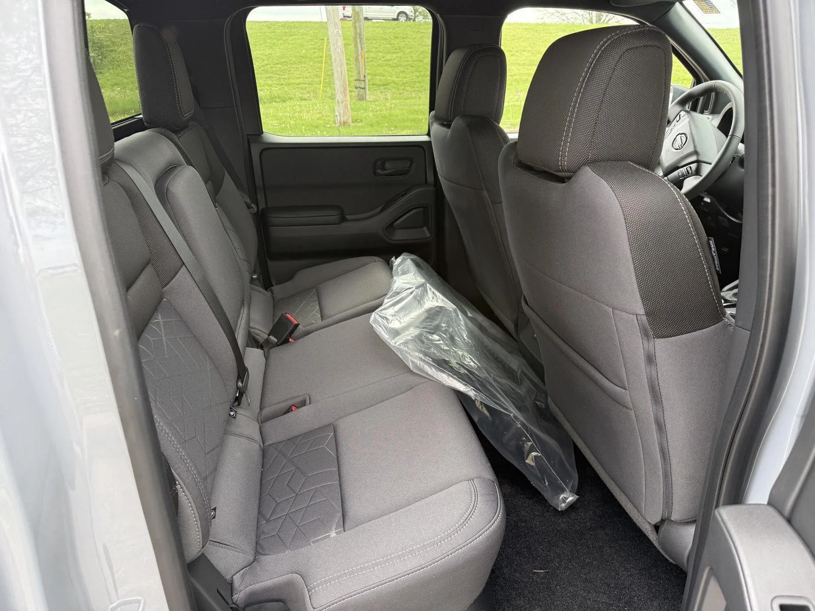 2026 Nissan Frontier SV - Photo 7